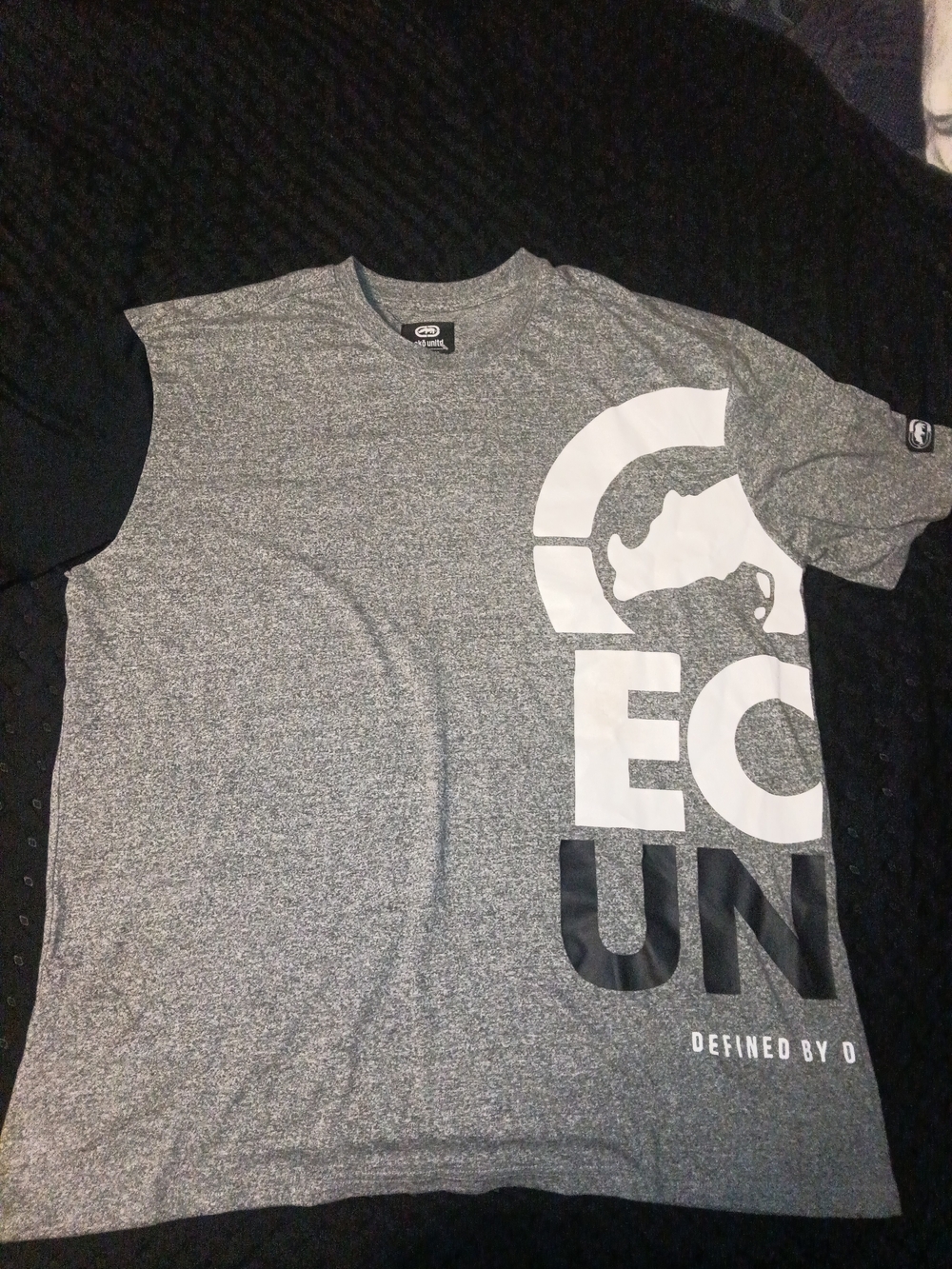Ecko Unlimited Gray and Black Graphic Short Sleeve Tee